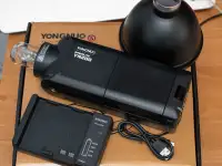 Вспышка Yongnuo YN200 + синхронизатор Yongnuo 560 TX Pro