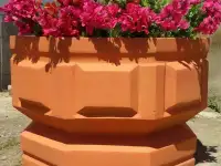 Продажа - изготовление  МАФ, вазоны, клумбы для цветов, горшки, дорожные ограничители в Казахстане в Алматы., фотография 3
