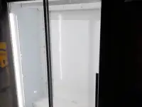 Холодильный шкаф витрина, фотография 2