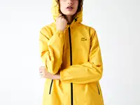 Женская куртка lacoste