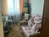 Продаю 2-комнатную квартиру 4мкр., 4 микрорайон, фотография 2