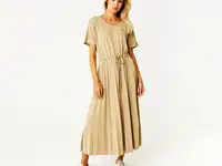 Платье lacoste клеш