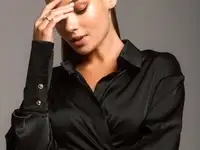 Блуза на завязках из искусственного шелка