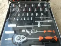 Продаю Набор Инструментов 186 Pcs Чемодан, фотография 5