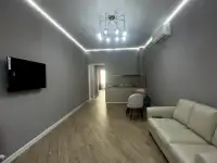 Уютная квартира в новом доме в центре города, Исаева 71, фотография 2