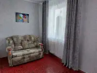 ПОСУТОЧНО 1-комнатная(полуторка) квартира ул. планировки г.ЛИСАКОВСК, фотография 4