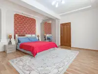 Апартаменты рядом с Байтереком, Достык 5/1