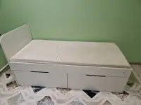 Кровать, фотография 2