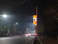 Резмещение рекламных щитов на придорожных столбах и опорах, фотография 3