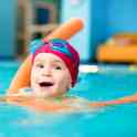Обучаю плаванию малышей