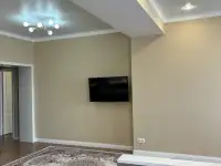 Продам просторную полностью меблированную квартиру с хорошим качественным ремонтом в новом ЖК Medeu Park., фотография 3