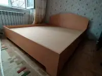 Кровать двухспальная с матрацем, фотография 3