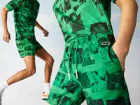Купальные шорты lacoste x polaroid unisex