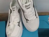 Продажа мужских и женских кроссовок, фотография 7