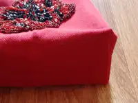 Сумка с ручной вышивкой и фермуаром, фотография 3