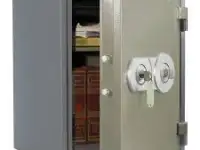 Сейф Valberg FRS-49 KL