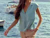 Мятная сатиновая блуза