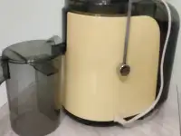 Соковыжималка, фотография 2