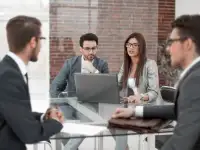 Менеджер по рекламе.