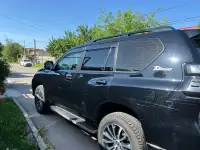 Автомобиль Toyota Land Cruiser Prado, фотография 3