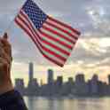 Выехать в Америку на постоянное место жительство ваша давняя мечта?