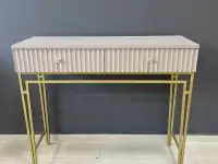 Туалетные столики, консоли на металлических ножках Woodhouse в стиле лофт, фотография 3