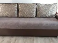 Срочно продаётся диван-кровать и кресло-кровать.