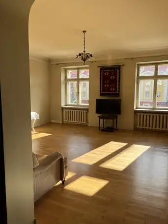 Престижная Сталинка в центре Караганды, 93 кв.м, фотография 2