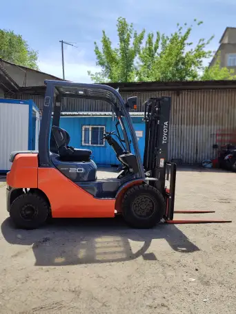 Вилочный погрузчик Toyota 8FG20 Новая, фотография 2