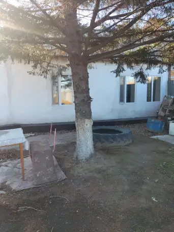 Срочно продам 2-х комнатную квартиру с земельным участком на Восточном , г. Семей ул.11 линия д.37 Пересечение ул Целинн, фотография 2