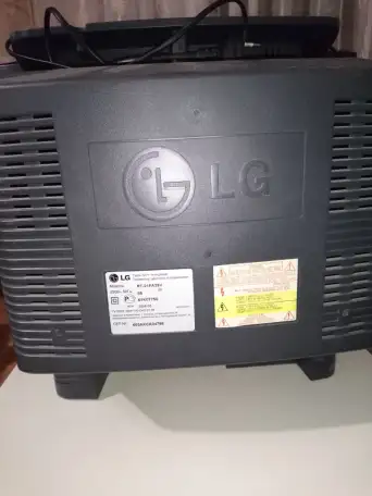 Телевизор цветной LG, диагональ 54 см, фотография 4