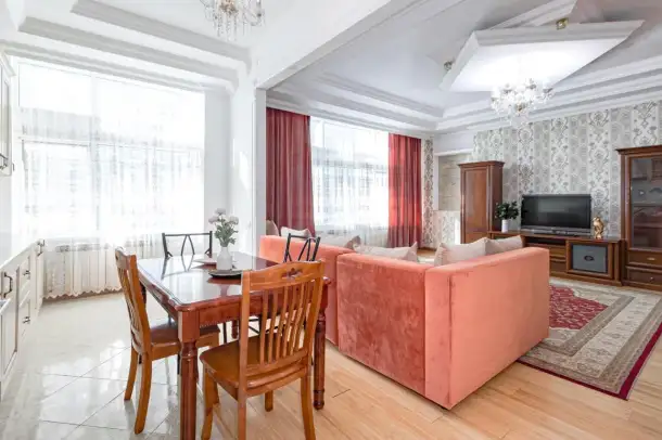 Апартаменты рядом с Байтереком, Кунаева 12/2, фотография 4