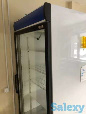 Кондитерская витрина, фотография 1