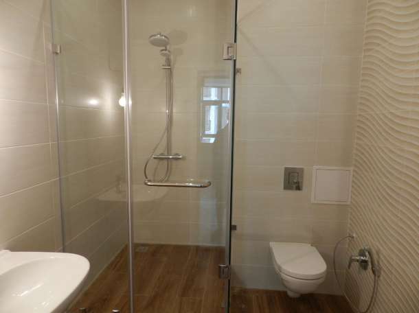 Изготовление душевых кабин и цельностеклянных перегородок. Изделия из зеркала., фотография 2