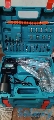 Аккумуляторный шуруповерт-дрель Makita, фотография 1