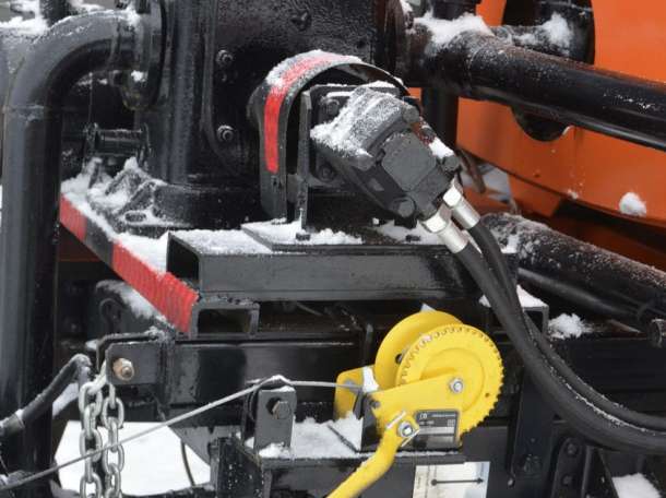 Автогудронатор АГ-2,5 с цистерной для дозаправки катков, фотография 7