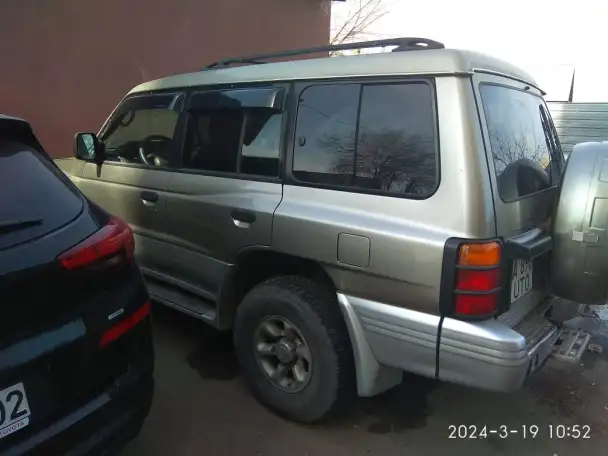 Продам авто Mitsubishi Pajero, фотография 3