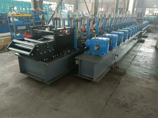 Оборудование по производству балки для откатных ворот модель 70, фотография 3