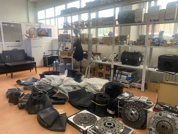 Продам автозапчасти на Shacman и Howo, фотография 1