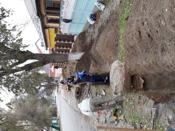 В ручную копаем  ямы , фотография 3