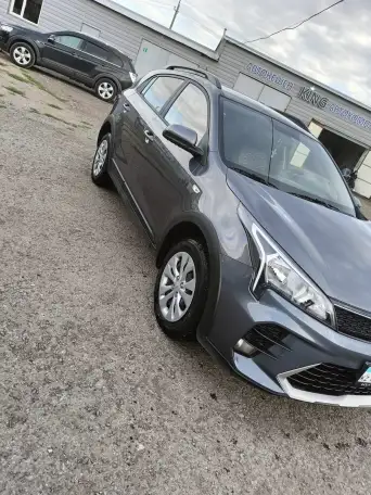 Продам авто Kia Rio X-Line, фотография 2
