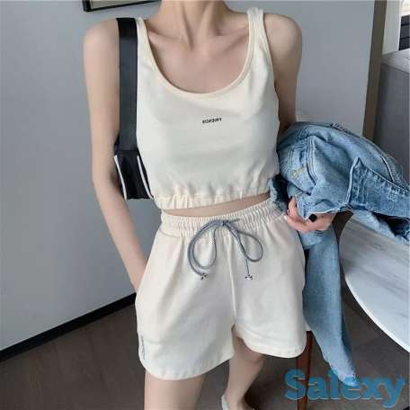 костюм двойка, шорты и топик, фотография 3