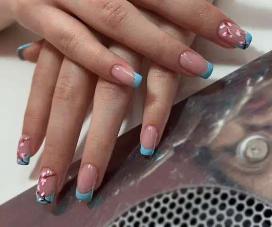 Маникюр, наращивание в Алматы, фотография 4