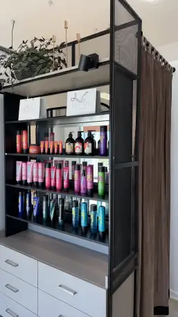 Действующий салон красоты, фотография 3