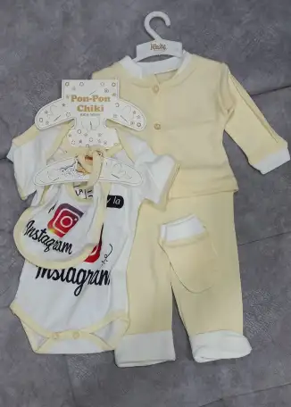 Продам новый костюм для новорожденных, фотография 1