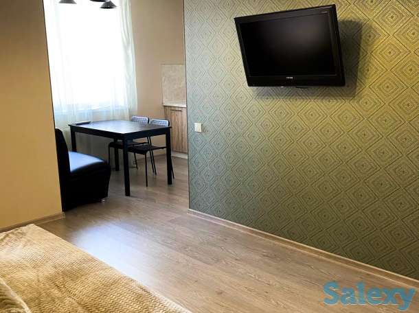 Квартира в темных тонах в центре города, Тажибаевой, 157, фотография 1