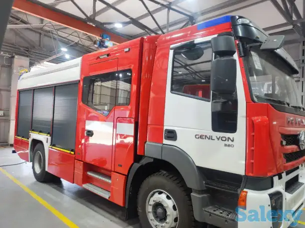 Пожарная автоцистерна на шасси Hongyan АЦ-5,0-40/4 (4X2), фотография 2