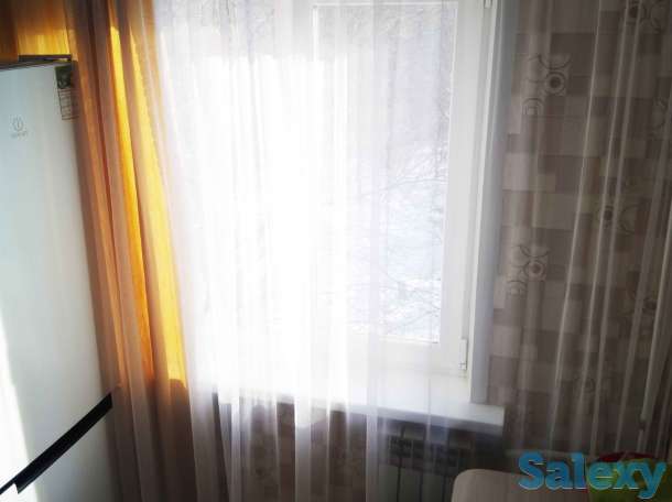 Продам 1,5-комнатную квартиру, 3/4 этаж, угловая с балконом, 32 кв. м. Район ДКМ, фотография 2