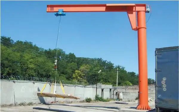 Стационарный консольный кран, фотография 2