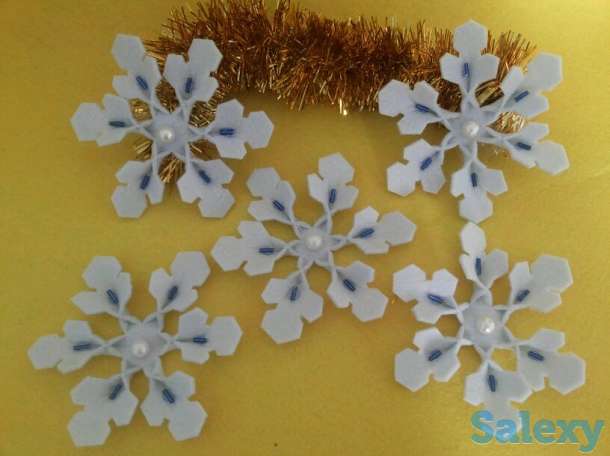 Новогодние игрушки из фетра, фотография 2